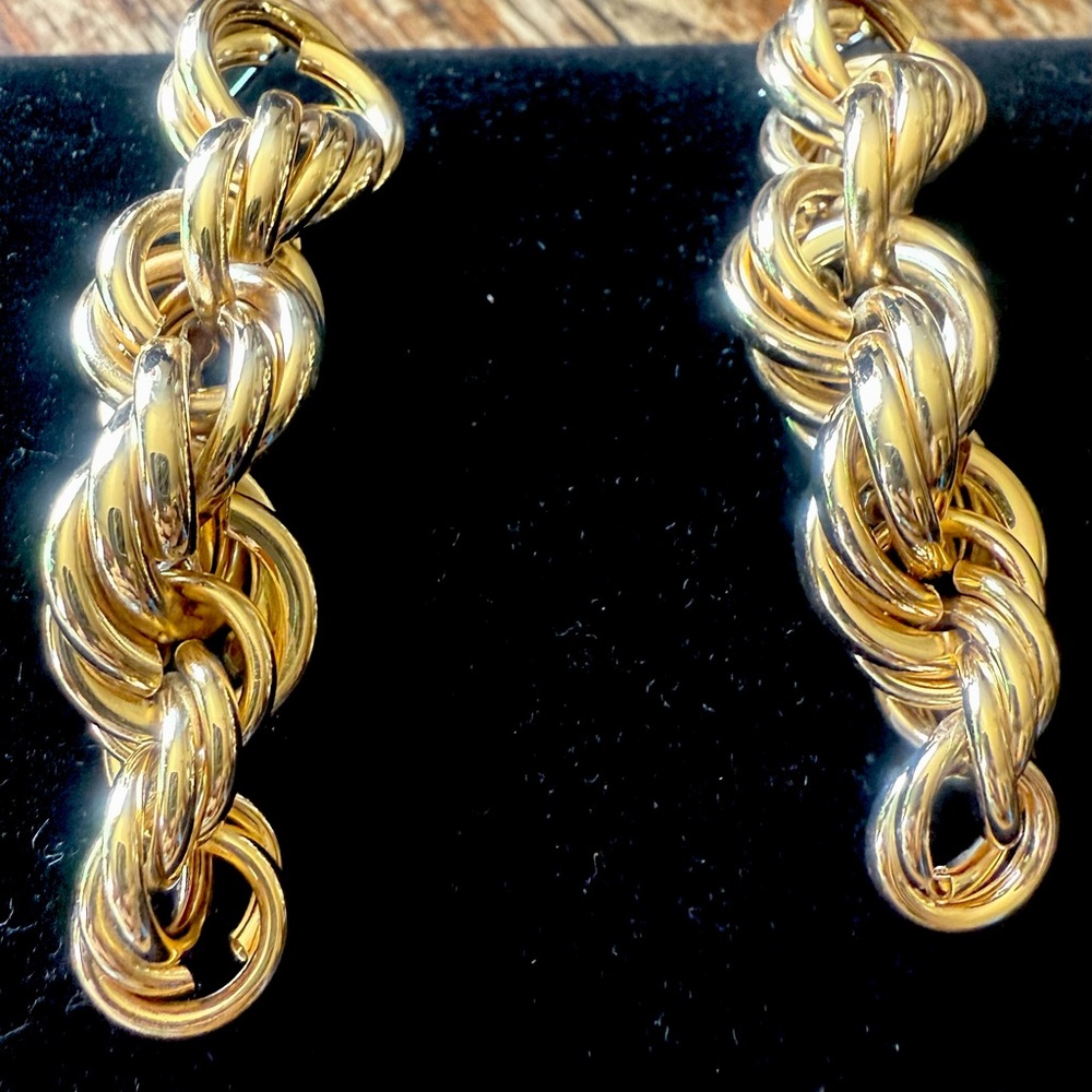 Elegant Gold Chain Link Earrings